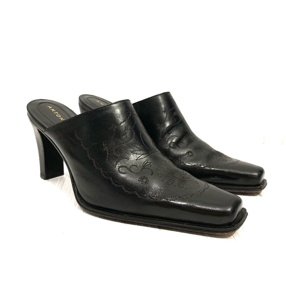 ANTONIO MELANI Shoes - Antonio Melani Black Western Slip On Heels